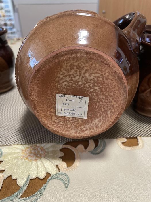 Продавам чисто нов сервиз за вино керамичен 30€