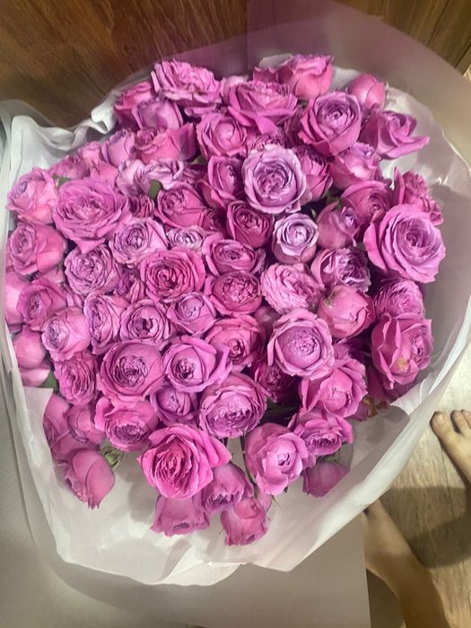 Букет кустовых роз свежие