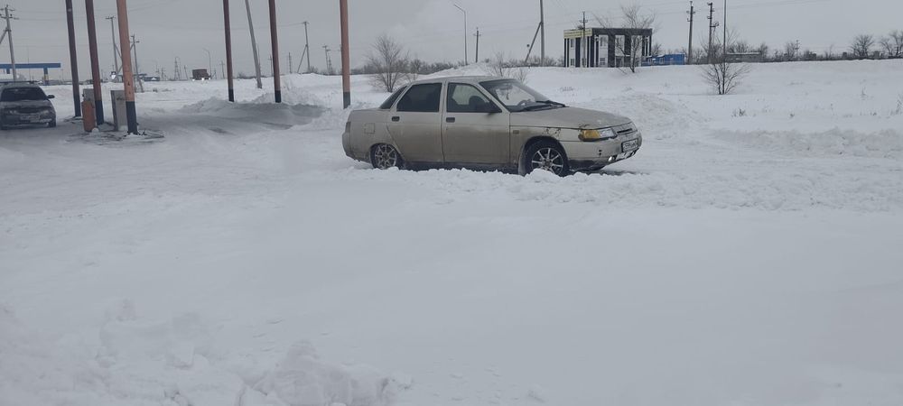 Продам Лада 2110