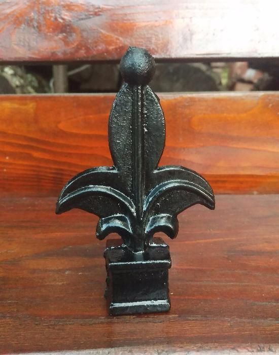 Ornament Varf Gard