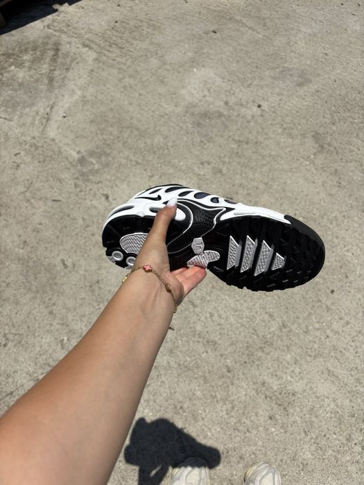 Tn Air Max drift бели