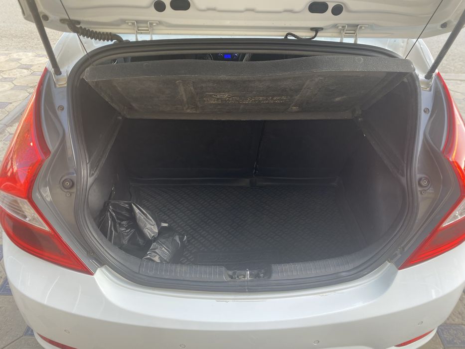 Продам хундай акцент в отличном состоянии