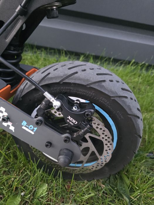 Kukirin g4 are 2548 km in crestere frane xod