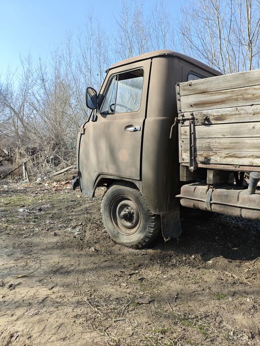 УАЗ 3303 бортовой срочно