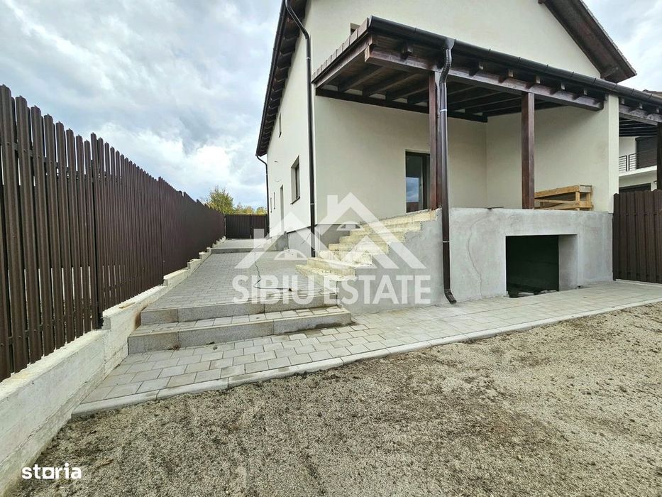 Casa Sibiu Calea Cisnadiei 4 camere, 2 bai, terasa NOU