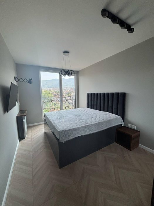 Дава се под наем Двустаен апартамент в София, Кръстова вада - 77 кв.м за 970 € - Снимка #4