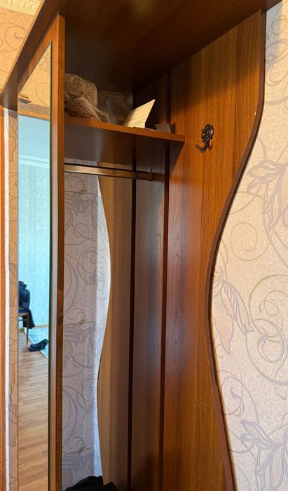 Шкаф в прихожую.