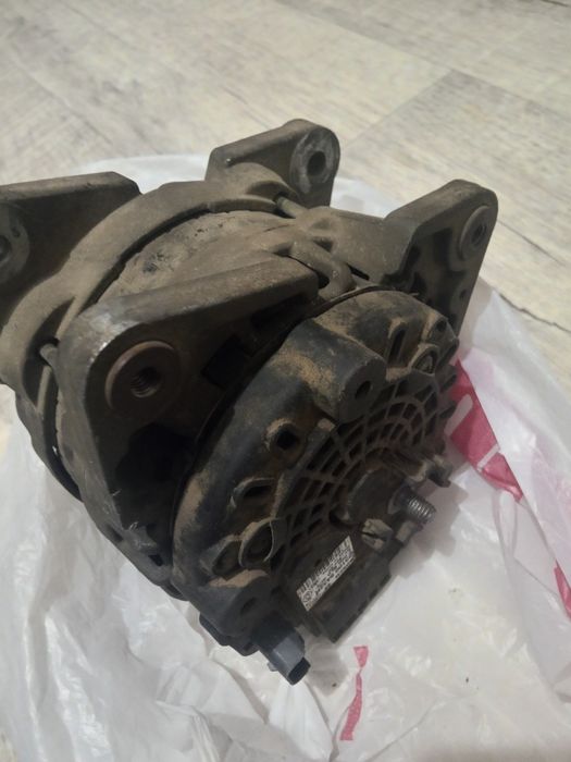 Продам генератор ларгус