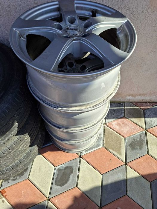 Jante DEZENT R16 Audi A4 Avant