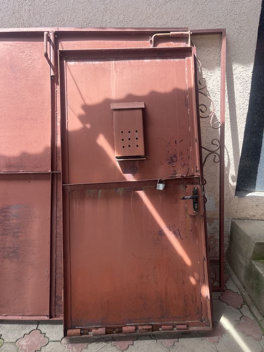 Продам металлические ворота