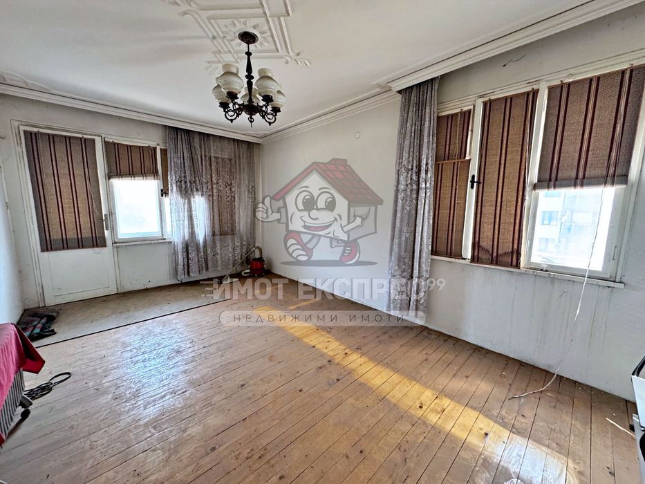 Продава се Многостаен апартамент в Асеновград - 145 кв.м за 725 €/кв.м - Снимка #1