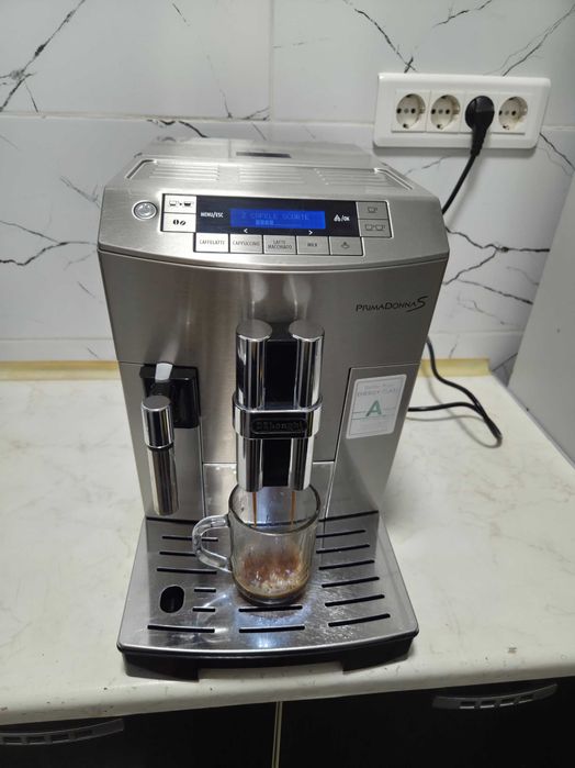 Espressor Automat DeLonghi PrimaDonna S ECAM 26.455 Aparat Cafea Boabe