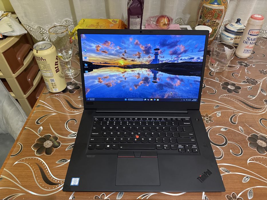 Laptop Workststion Lenovo Thinkpad P1 gen 2 i7 24gb nvidia