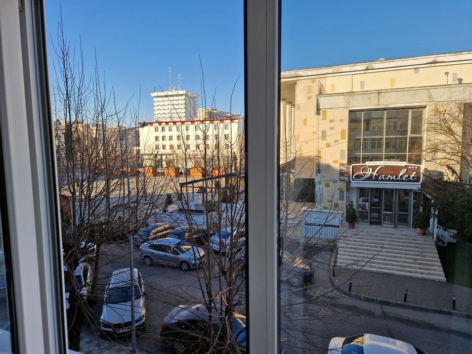 Ultracentral 2 camere Piata Tricolorului - proprietar