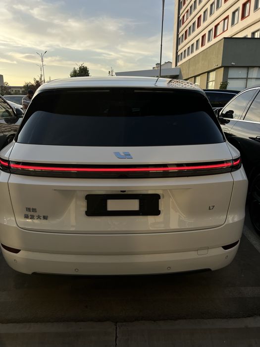 Lixiang L725 000 nalichida tayyor yili 2024