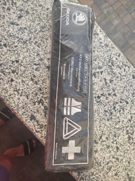 Trusa medicala auto nouă