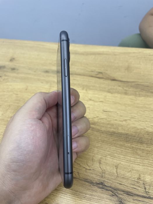 iPhone 11 128gb 75% в хорошем состоянии