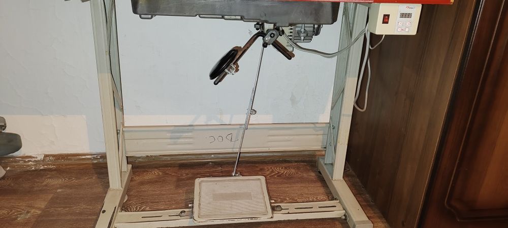 Швейная машина для кожи