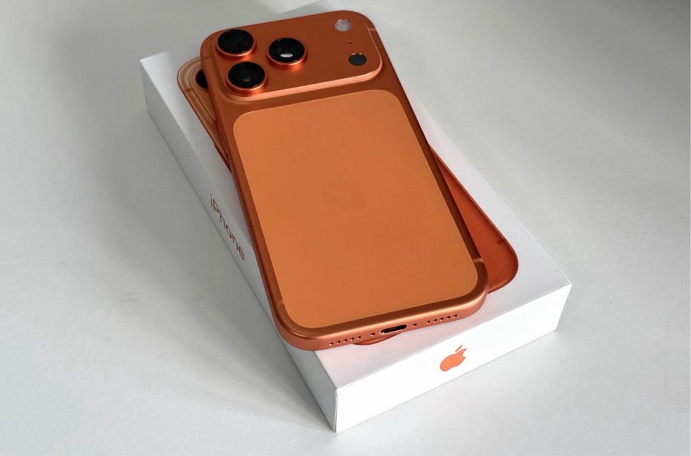 iPhone 17 PRO ca NOU de 256 GB si 100% Bateria