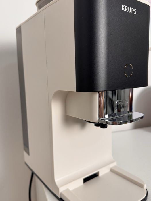 Espressor automat Krups Coffee Crush + Aparat spumare lapte Krups Frothing Control XL1008