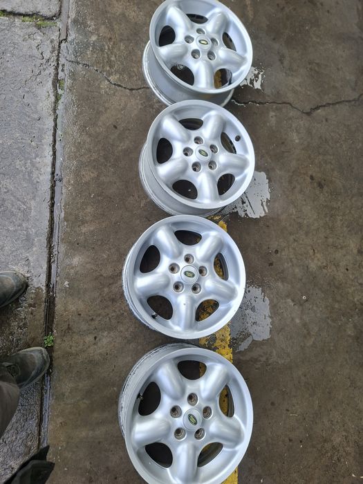 5х114  64 централен отвор16 цола