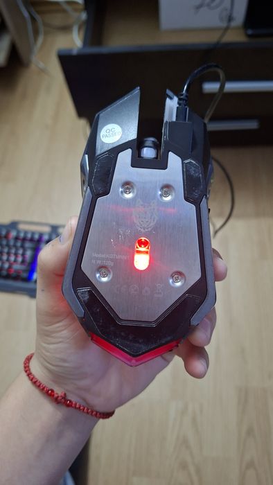 Tastatura + mouse cu fir folosite