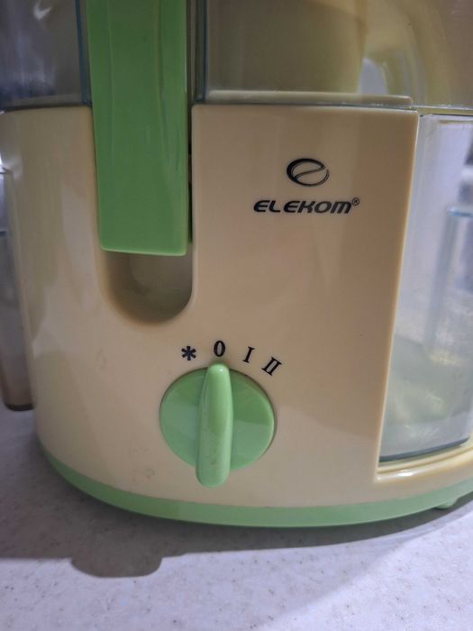 Сокоистисквачка ELEKOM