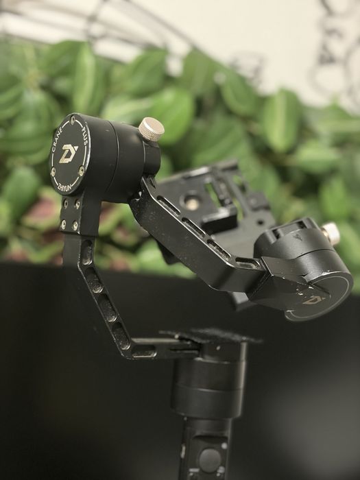 Stabilizator Zhiyun Crane Plus
