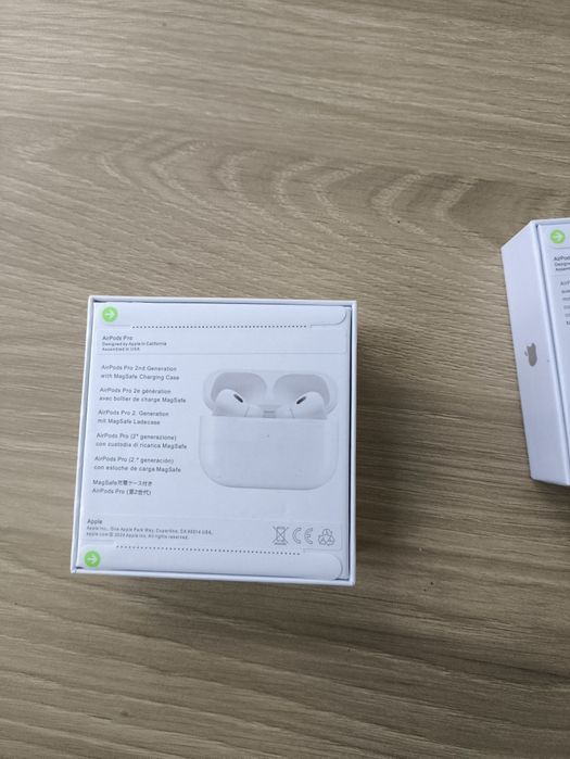 Продам наушники AirPods pro 2v