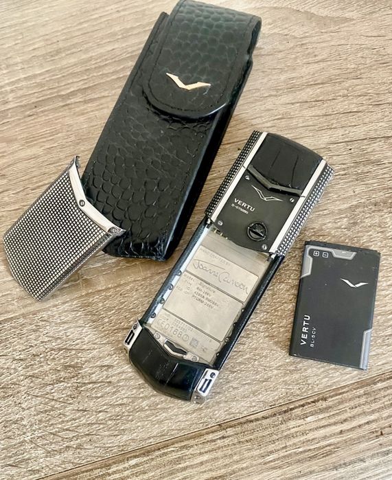 Vertu Signature S