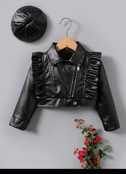 Кожено яке и шапка за момиченце