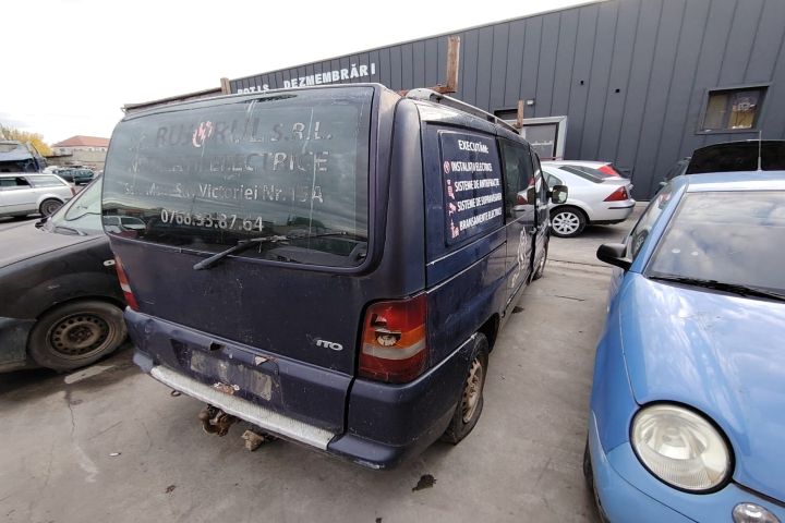 Capota motor Mercedes-Benz Vito 2001 108 CDI MT (82 hp)