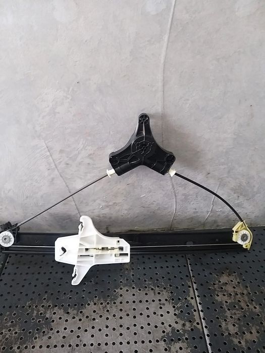 Macara geam electric dreapta spate vw t cross c11 d31 2gm839462f
