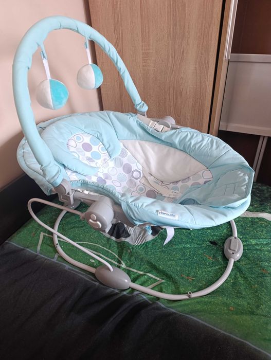 Музикален шезлонг за бебе