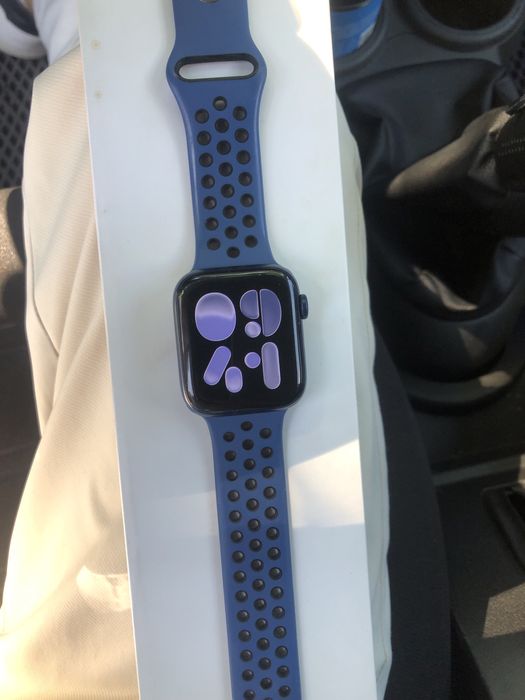 Iwatch 6 44 mm 32 GB full complekt