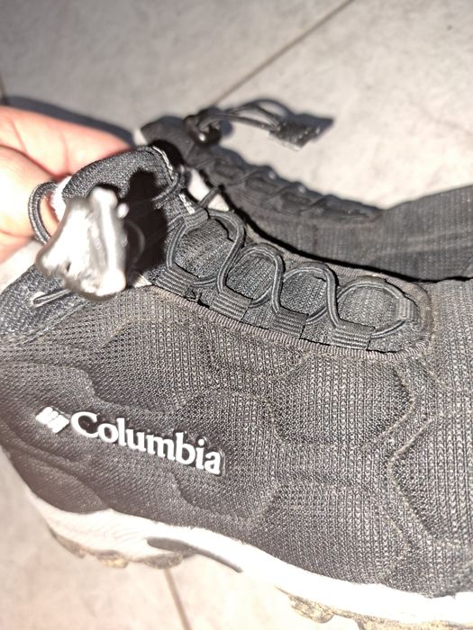 Ghete, adidași, papuci , Columbia.nr 34