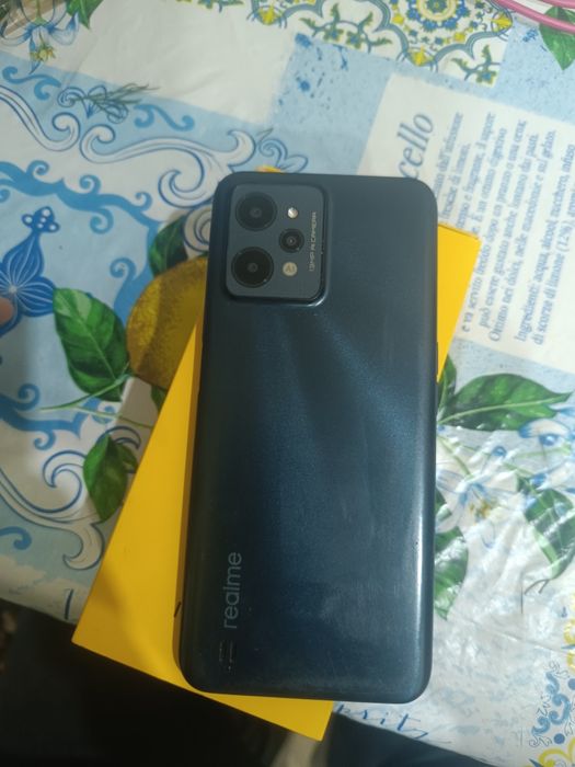 Продам Realme C31 в отличном состоянии