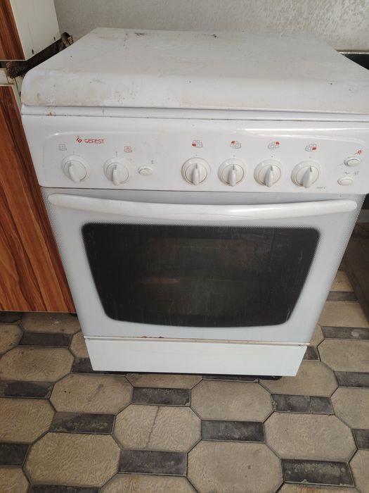 Газ плита Gifest б|у хорошем состоянии