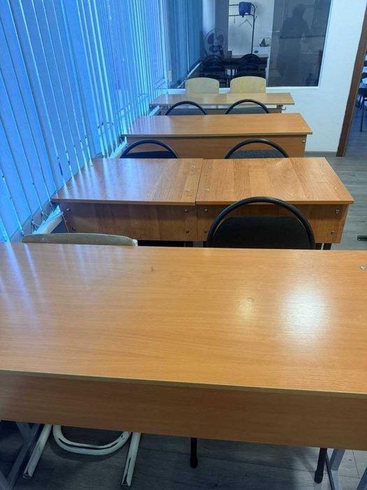 Комплект парт и стульев — срочно