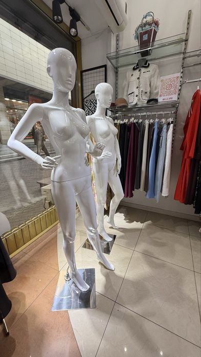 Продаю манекены.