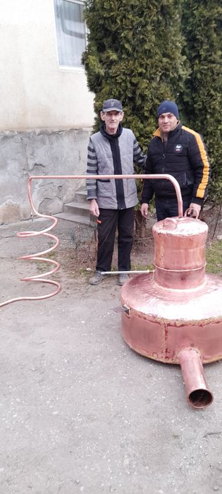 Vând cazan de Tuica din cupru, profesional, capacitate 20 găleți , gro