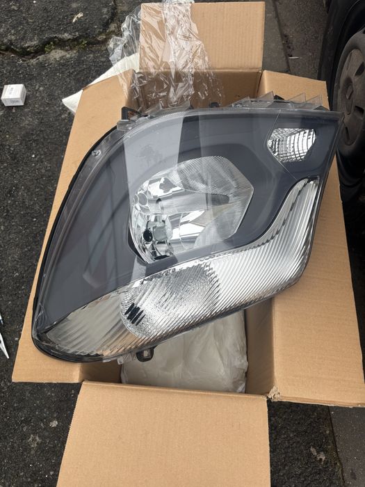 Faruri Mercedes sprinter