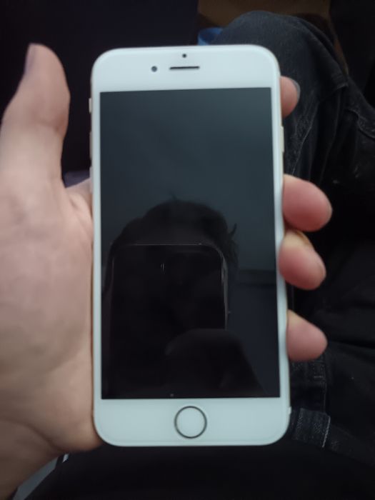 IPhone 6 в идеальном состояние