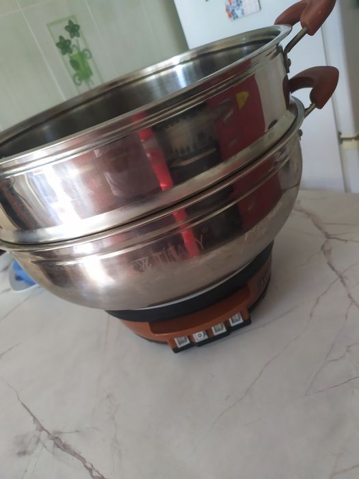 Продам Электро мантоваркп,пароварку