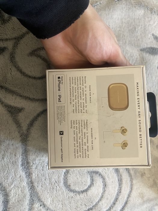 Bang & Olufsen Beoplay EX
