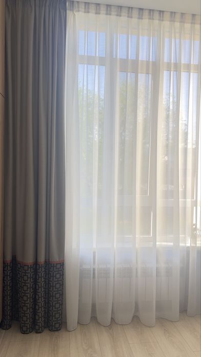 Продам шторы состояние  нового