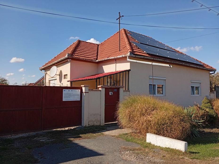Vând casă in Sofronea