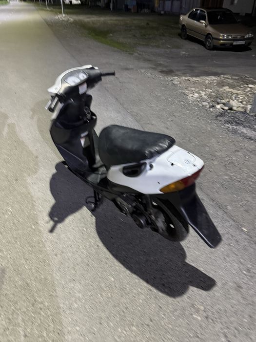 Мопед Suzuki lets 2