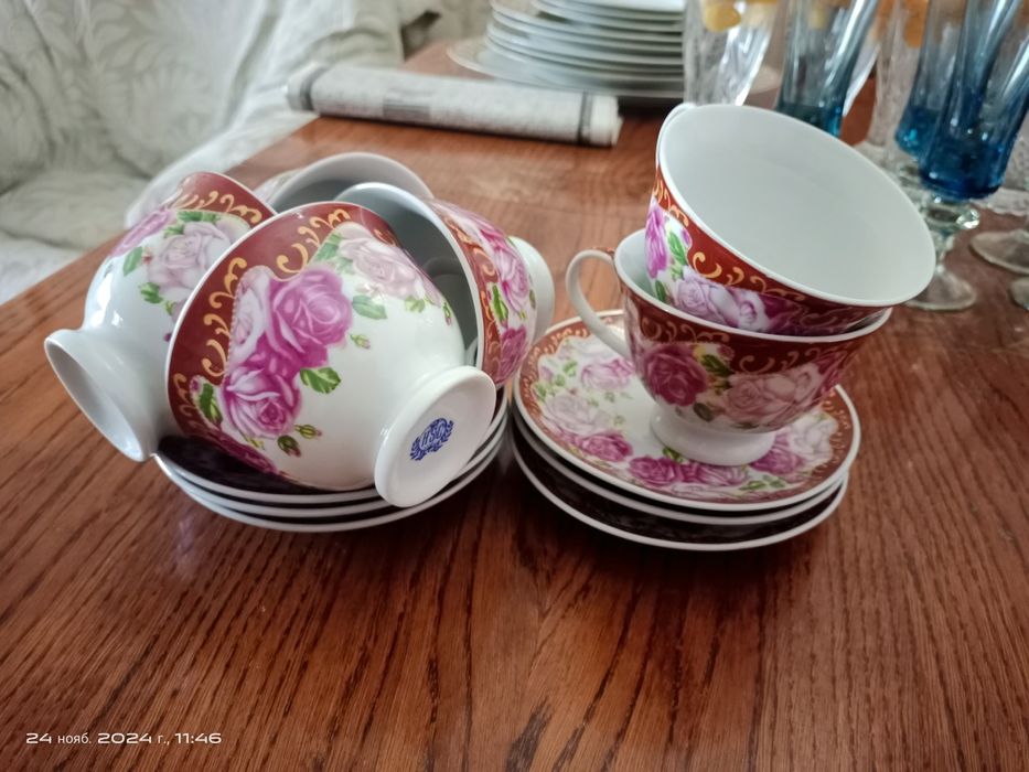 Чайных сервиз, набор чашек и блюдца