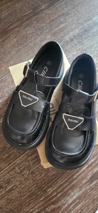 Туфли для девочки 29 размер